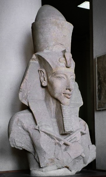 auteur Akhenaton