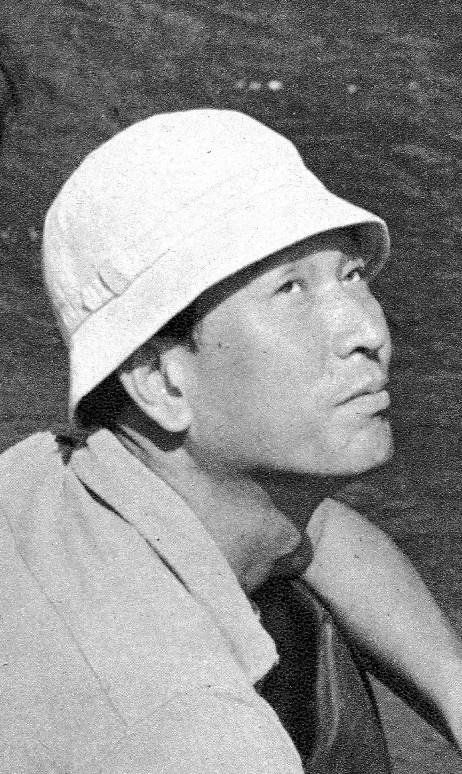 auteur Akira Kurosawa de la citation L'homme est un génie quand il rêve.