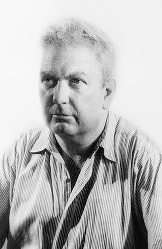 auteur Alexander Calder de la citation Lorsqu'un artiste explique ce qu'il fait, il doit généralement faire l'une des deux choses: Soit enrouler ce qu'il a expliqué, soit faire en sorte que son travail s'intègre dans l'explication.