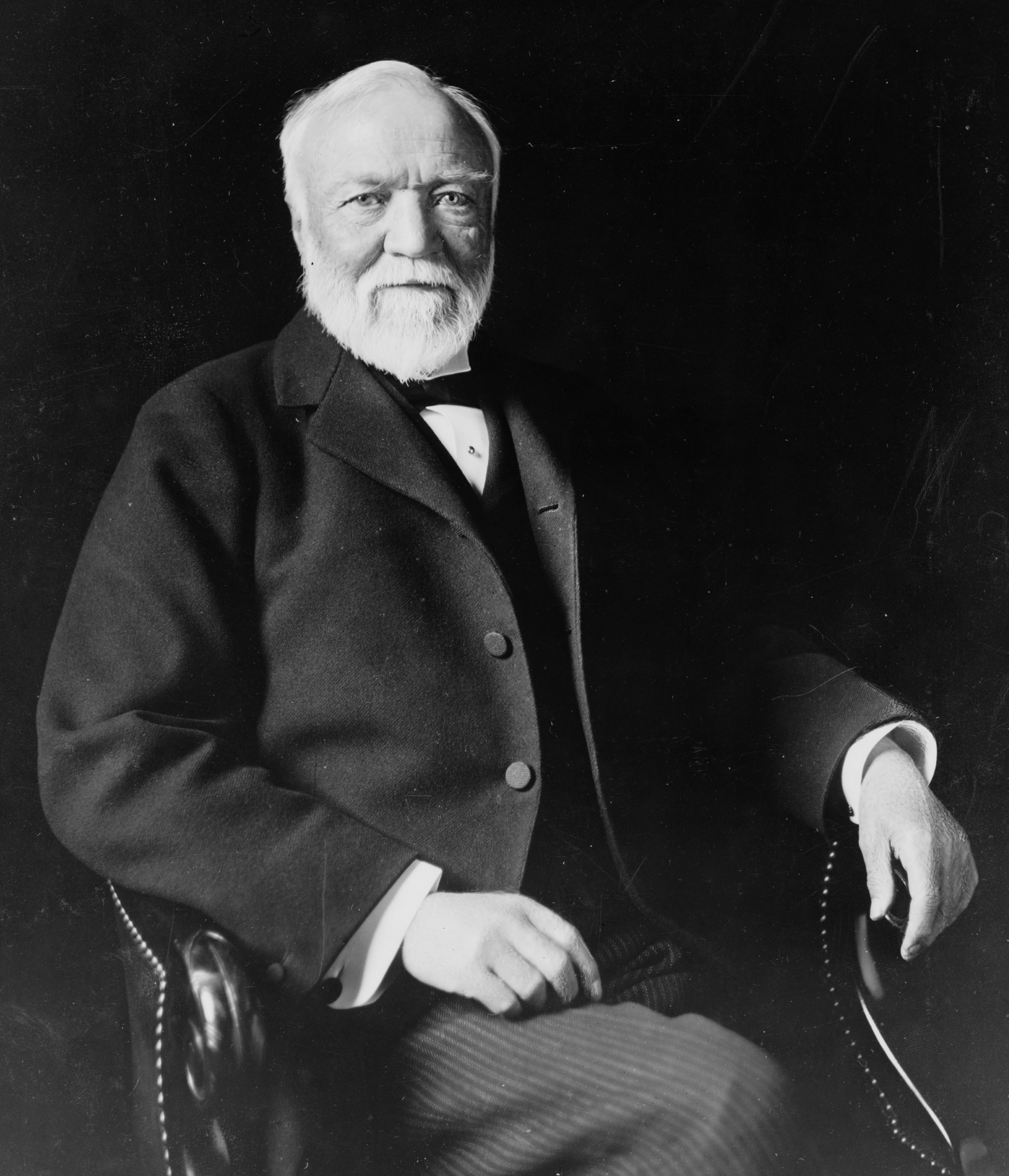 auteur Andrew Carnegie de la citation Aucun homme ne fera un grand leader qui veut tout faire lui-même ou obtenir tout le crédit pour le faire.