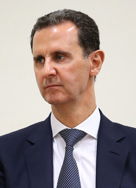 auteur Bashar al-Assad de la citation C'est très simple ; Une fois que les pays occidentaux ont cessé de soutenir ces terroristes et de faire pression sur leurs pays de marionnettes et les États clients comme l'Arabie saoudite et la Turquie et d'autres, vous n'aurez aucun problème en Syrie. Il sera résolu facilement.