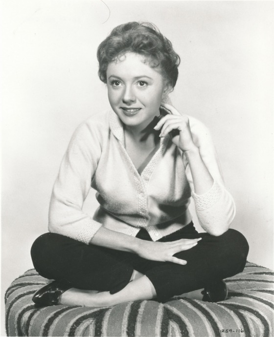 auteur Betty Lynn de la citation Don Knotts a remporté cinq Emmy Awards pour une performance exceptionnelle dans un rôle de soutien par un acteur ou une actrice dans une série [dans Andy Griffith Show] en 1961, 1962, 1963, 1966 et 1967.