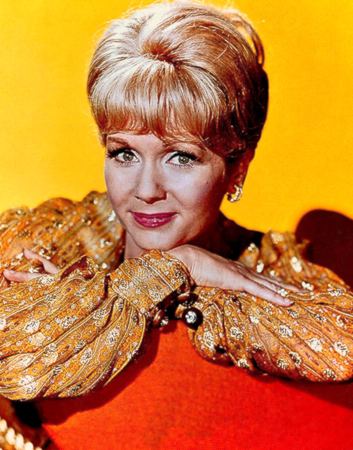 auteur Debbie Reynolds de la citation Mon rêve à vie a été de rassembler et de préserver l'histoire de l'industrie cinématographique hollywoodienne.