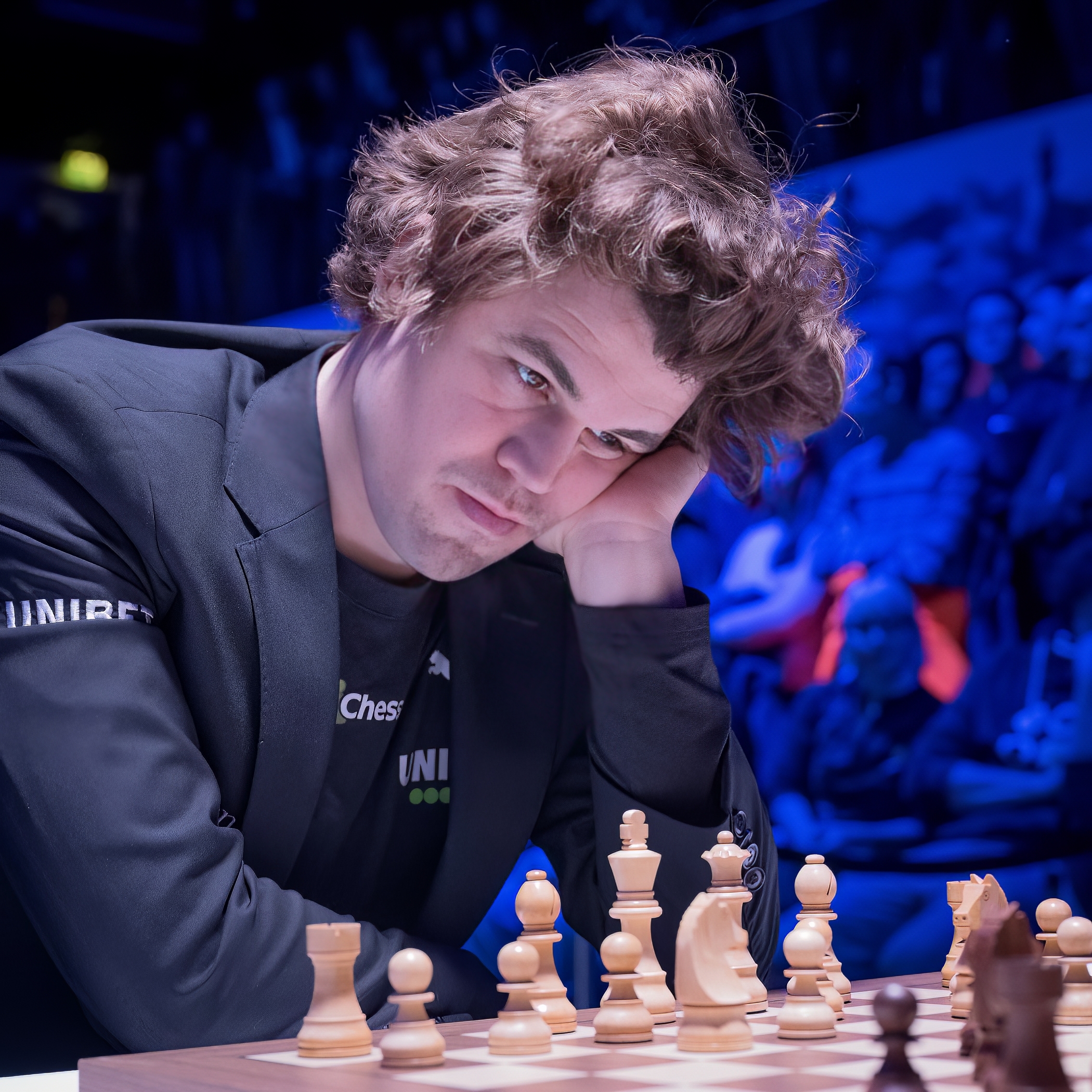 auteur Magnus Carlsen de la citation Je pense qu'avec les échecs comme pour tout, le marketing est le principal problème.
