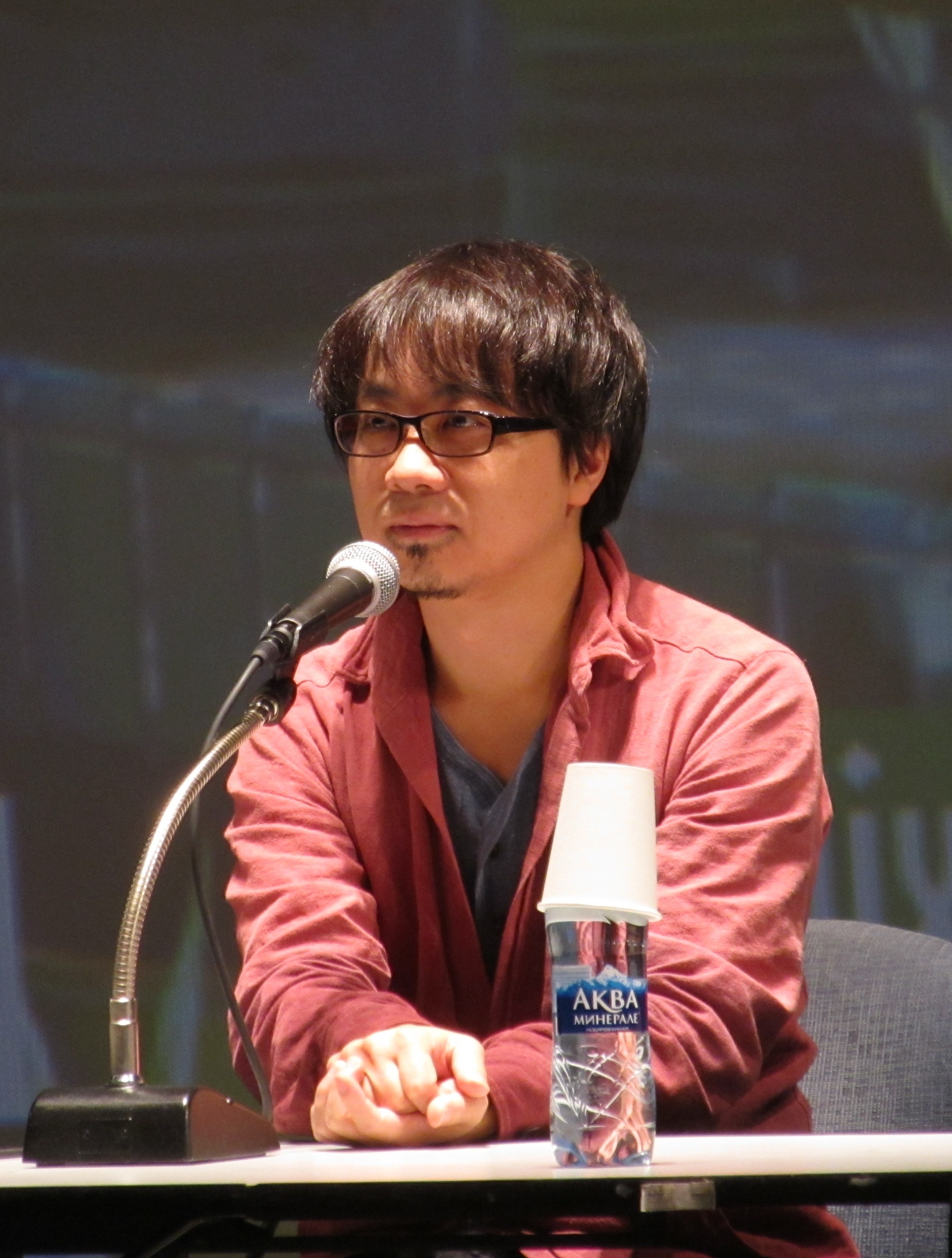 auteur Makoto Shinkai de la citation Je pense que les meilleurs scripts sont ceux qui sont à l'origine écrits pour être des films: c'est le film dans son sens le plus pur.