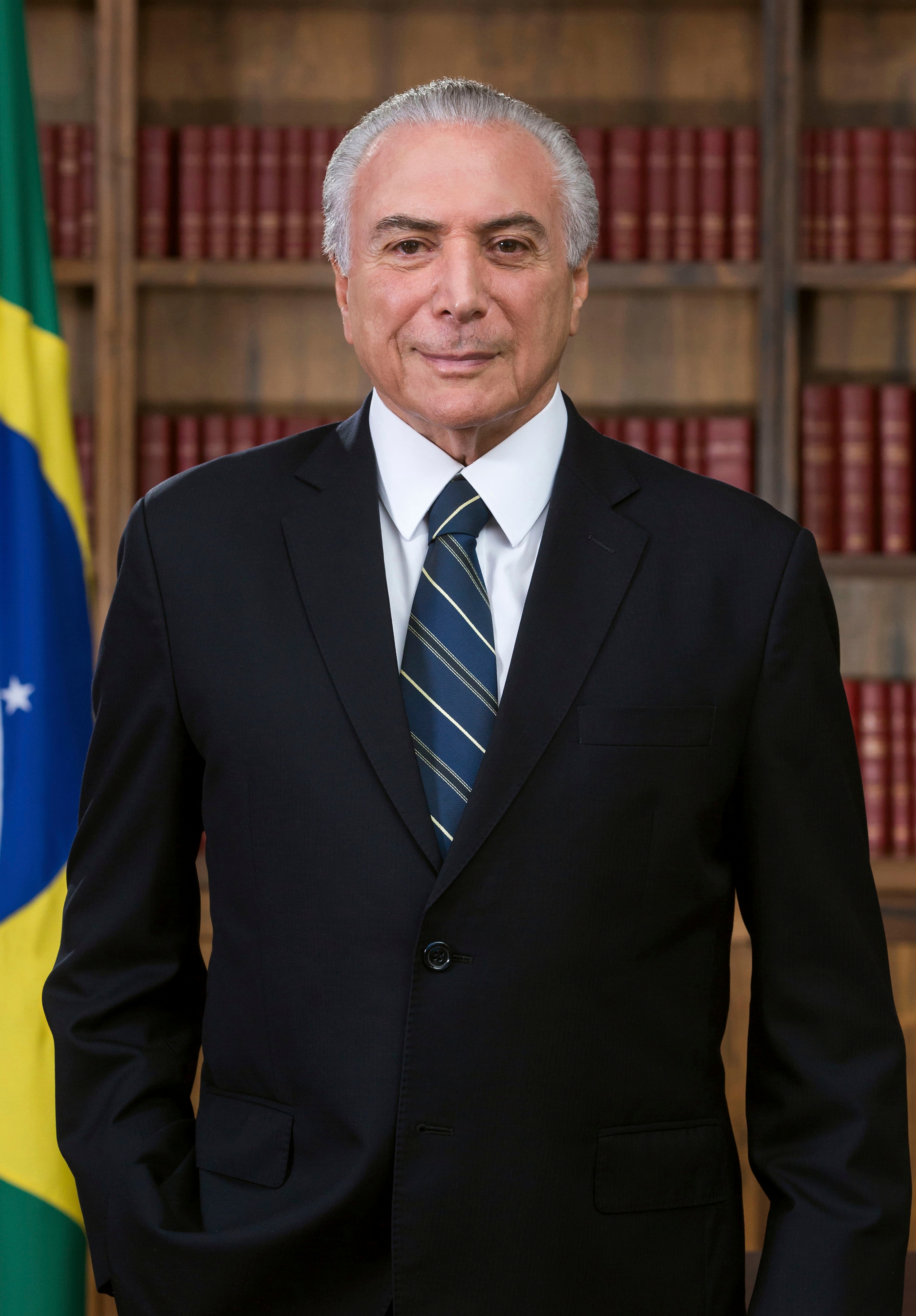 auteur Michel Temer de la citation Je veux retrouver la confiance du peuple brésilien et de tous les secteurs de la société.