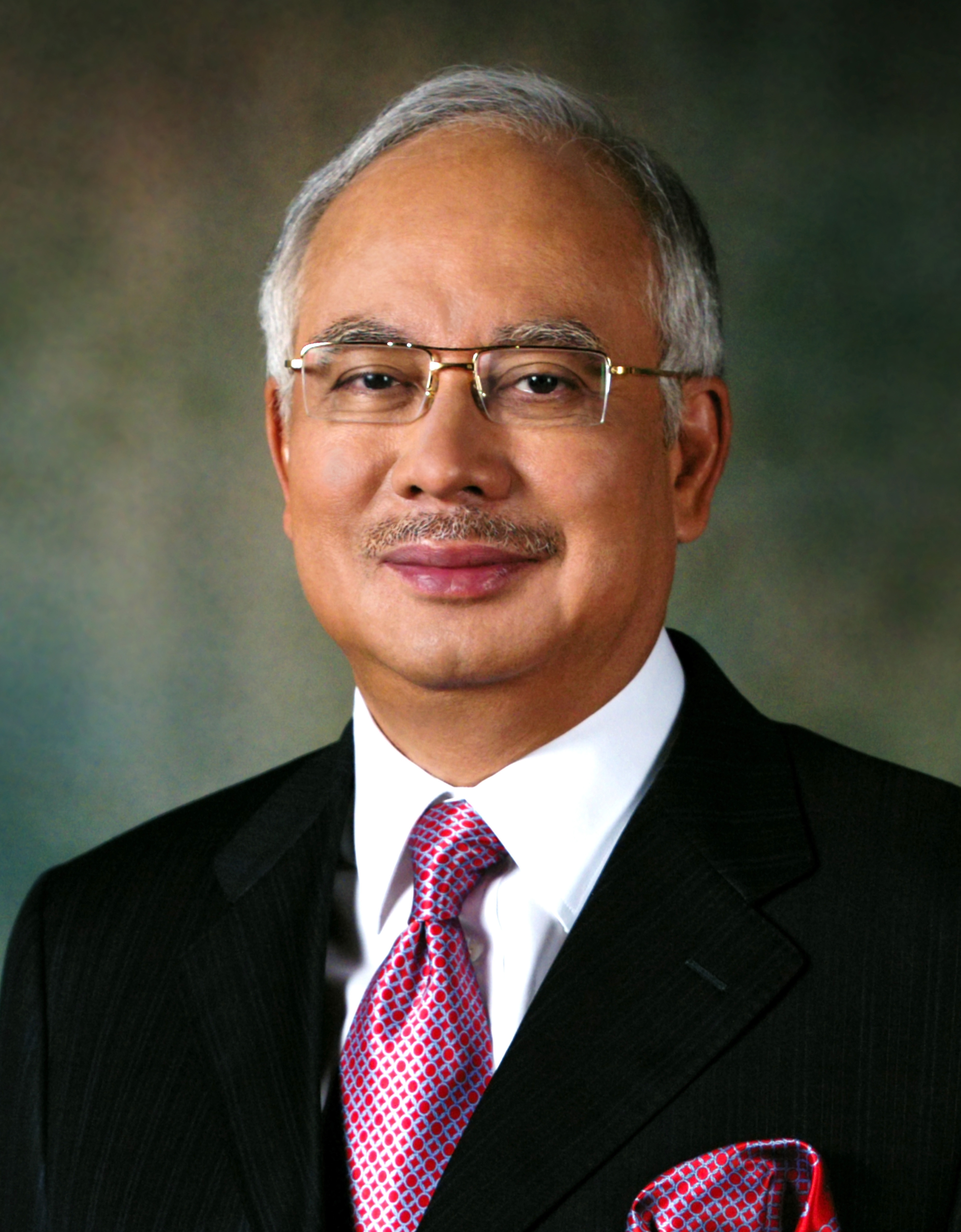 auteur Najib Razak de la citation Nous pouvons transformer le gouvernement et l'économie, ainsi que la démocratie, en Malaisie.