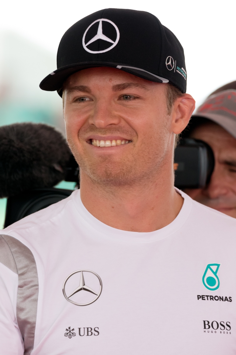 auteur Nico Rosberg de la citation C'est très, très spécial pour moi. C'est là que j'ai grandi, c'est ma maison, et gagner le Grand Prix de Monaco est le point culminant de toute carrière de conducteur de course et pour moi un rêve d'enfance. C'est ma maison le rend encore plus spécial, incroyable.