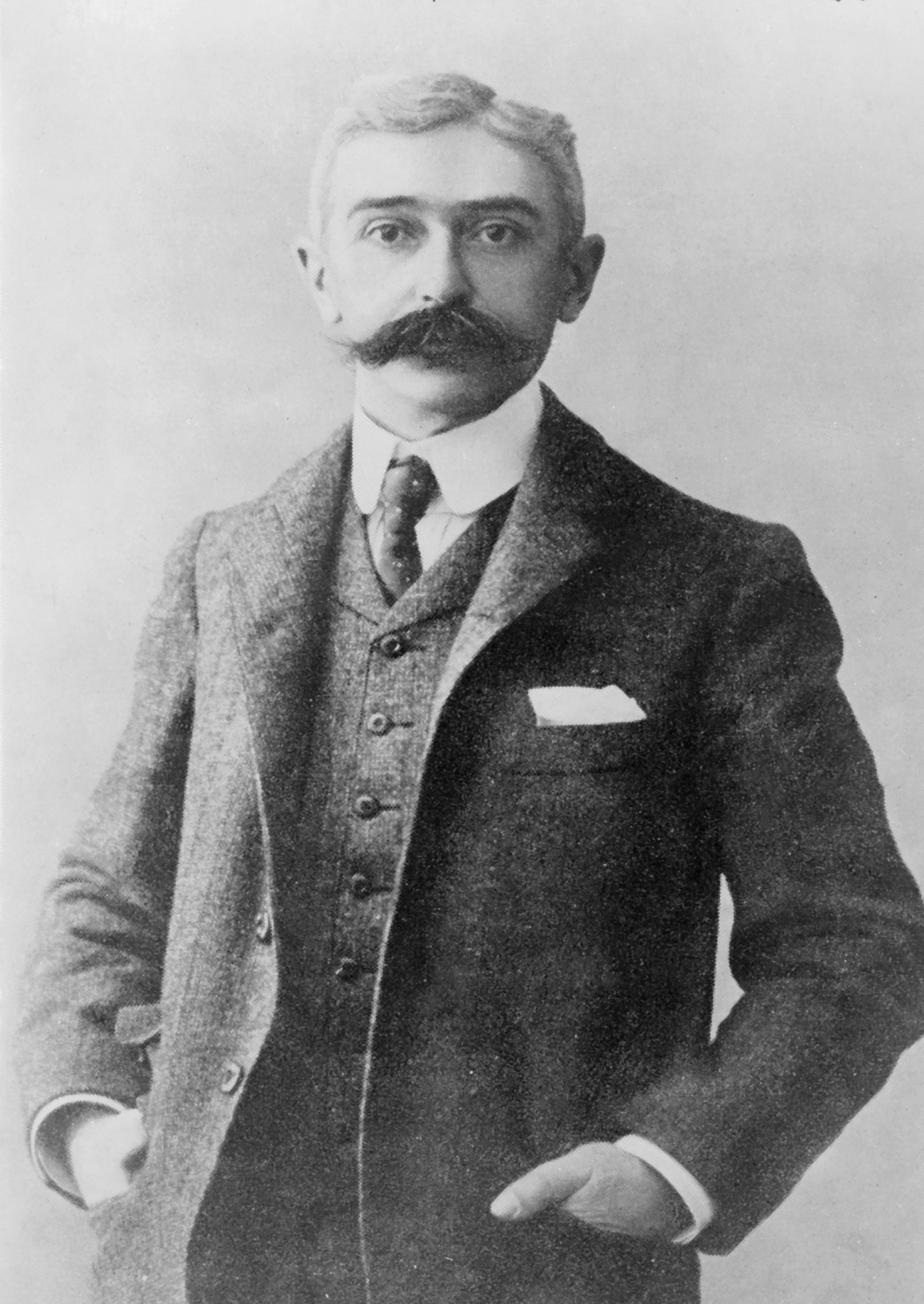 auteur Pierre de Coubertin de la citation En aucun cas, le sport ne peut être considéré comme un objet de luxe.