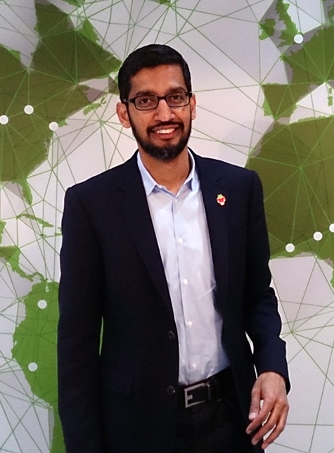 auteur Sundar Pichai de la citation Avec Android One, nous voulons non seulement aider les gens à se connecter, mais nous voulons nous assurer que lorsqu'ils y arrivent, ils peuvent exploiter la richesse des informations et des connaissances que le Web détient pour tout le monde.