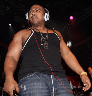 auteur Timbaland de la citation Je n'ai jamais eu l'intention de devenir producteur quand j'étais enfant. Je voulais être DJ, comme la plupart des autres enfants à l'époque. Ensuite, ma maman m'a acheté un clavier Casio et j'ai commencé à goûter des sons que j'aimais.