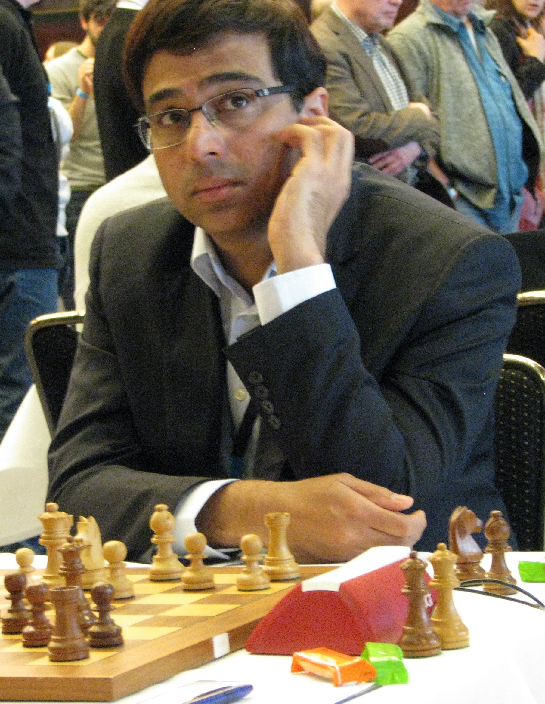 auteur Viswanathan Anand de la citation Carlsen sera ridiculement difficile à jouer. (lors du match de championnat du monde 2013)